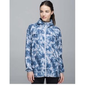 Lululemon Miss Misty Packable Jacket II Sea Side Silver Fox Alberta Lake Size 8